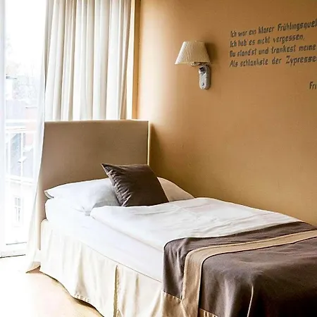 Hotel Rueckert 3*