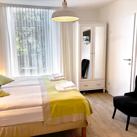 Rueckert 3* Graz